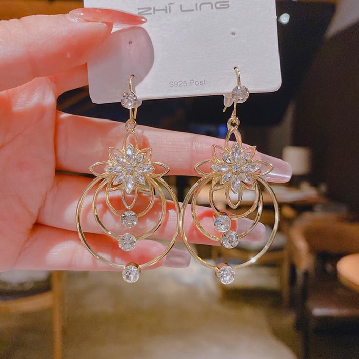 Geometrični večplastni okrogli cvetlični uhani - spiiyle