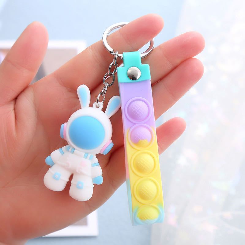 Obesek za ključe Vesoljski zajec Pimp