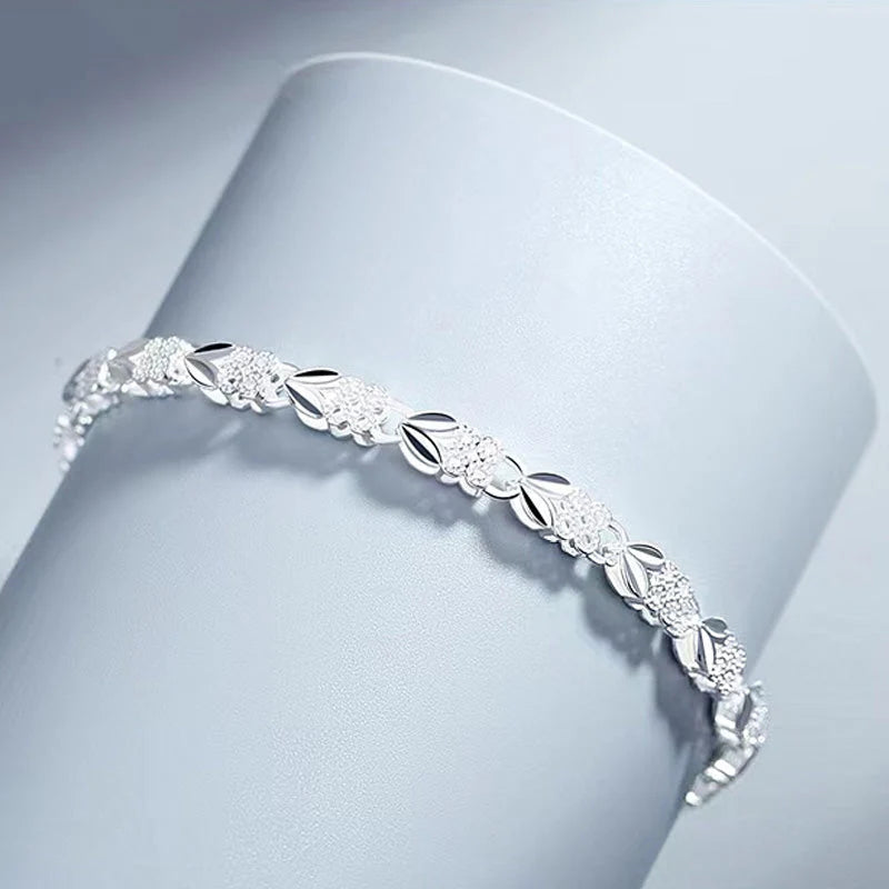 【🔥 Kupite 1 in dobite 1 gratis🔥】Elegantna zapestnica z bleščečo deteljico - spiiyle