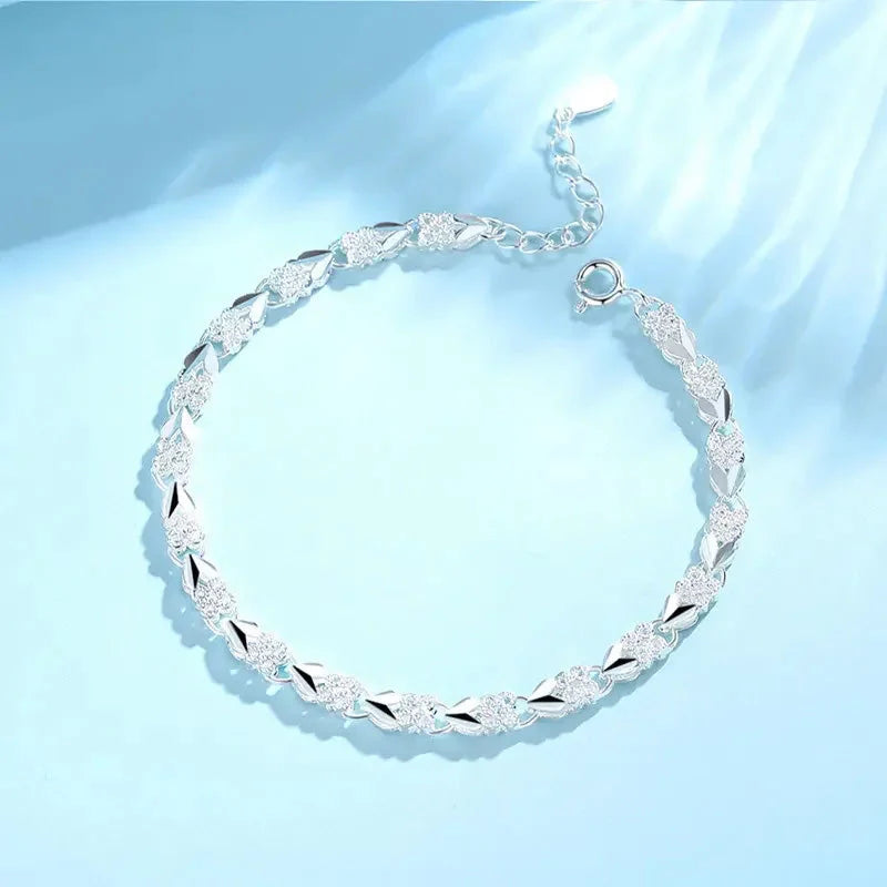 【🔥 Kupite 1 in dobite 1 gratis🔥】Elegantna zapestnica z bleščečo deteljico - spiiyle