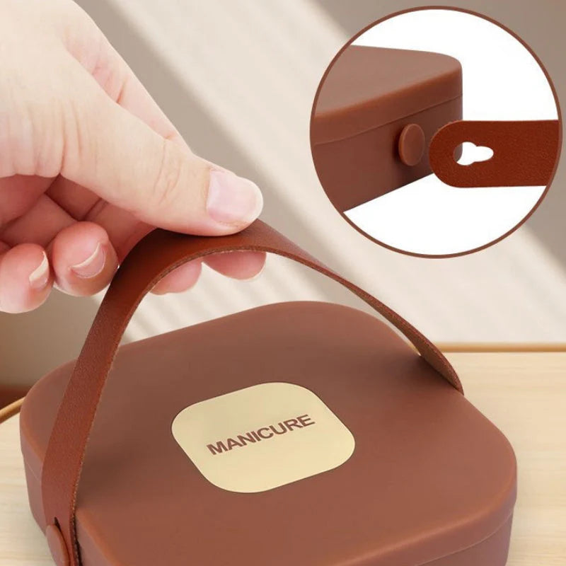 Prenosni 7-delni komplet za manikuro s ščipalcem za nohte