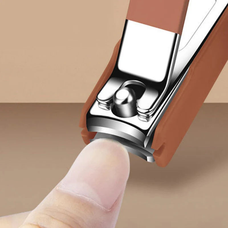 Prenosni 7-delni komplet za manikuro s ščipalcem za nohte