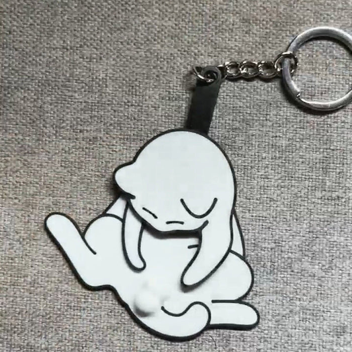 Igranje z jajci in obeskom za ključe z muckom - spiiyle