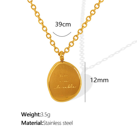 Unisex ogrlica z nepravilnim ovalnim obeskom