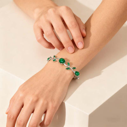 Unikatna zapestnica z obeskom za ženske