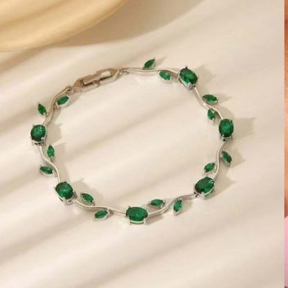 Unikatna zapestnica z obeskom za ženske